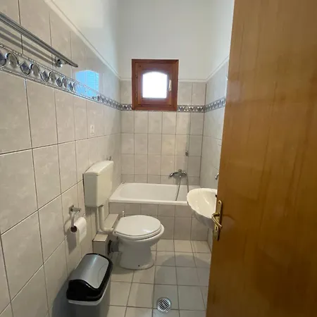 Mpoufidis Rock House Meteora * Kalampáka