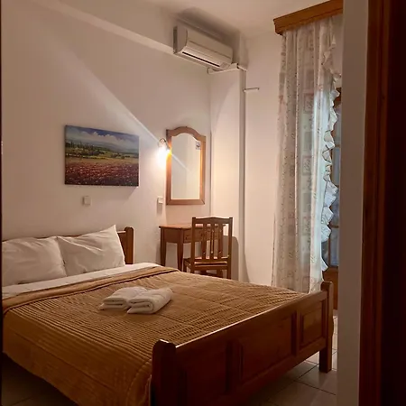 Mpoufidis Rock House Meteora カランバカ