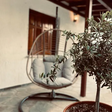 Mpoufidis Rock House Meteora ホテル カランバカ