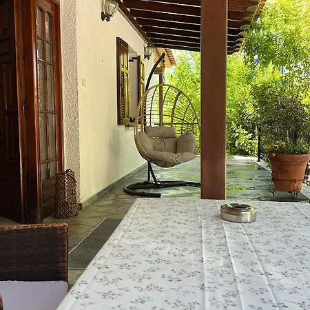 ホテル Mpoufidis Rock House Meteora *