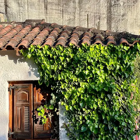 Mpoufidis Rock House Meteora