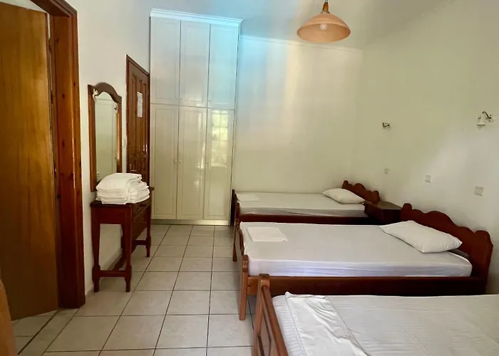 Отель Mpoufidis Rock House Meteora *